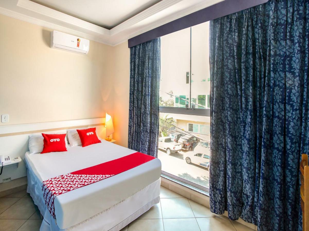 Oyo Hotel Dayse Сантана-ди-Парнаиба Экстерьер фото