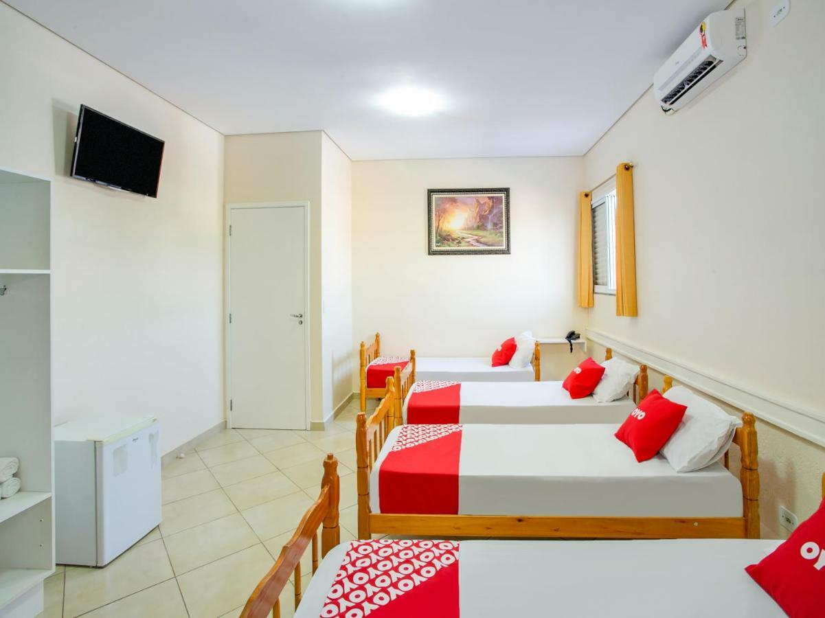 Oyo Hotel Dayse Сантана-ди-Парнаиба Экстерьер фото