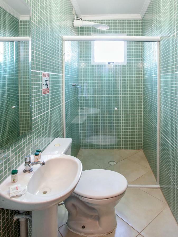 Oyo Hotel Dayse Сантана-ди-Парнаиба Экстерьер фото