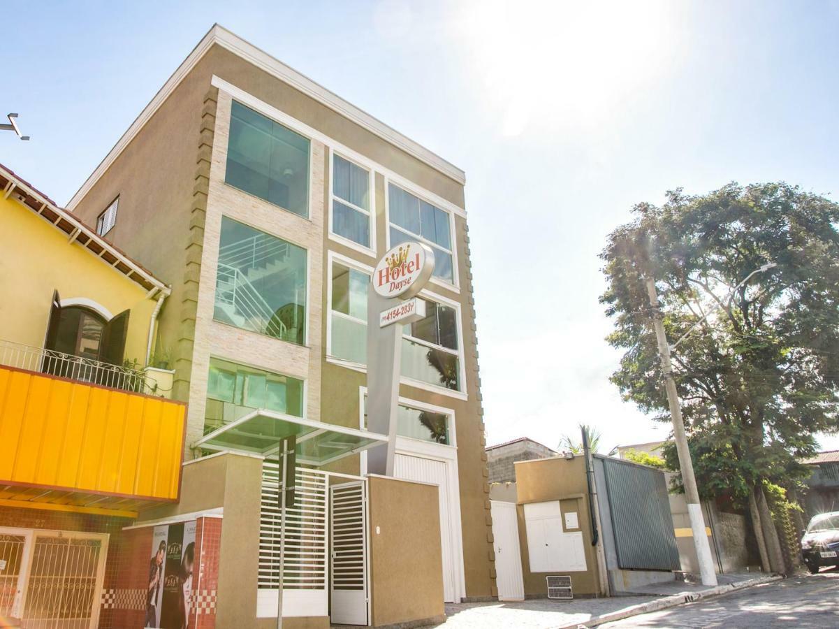 Oyo Hotel Dayse Сантана-ди-Парнаиба Экстерьер фото