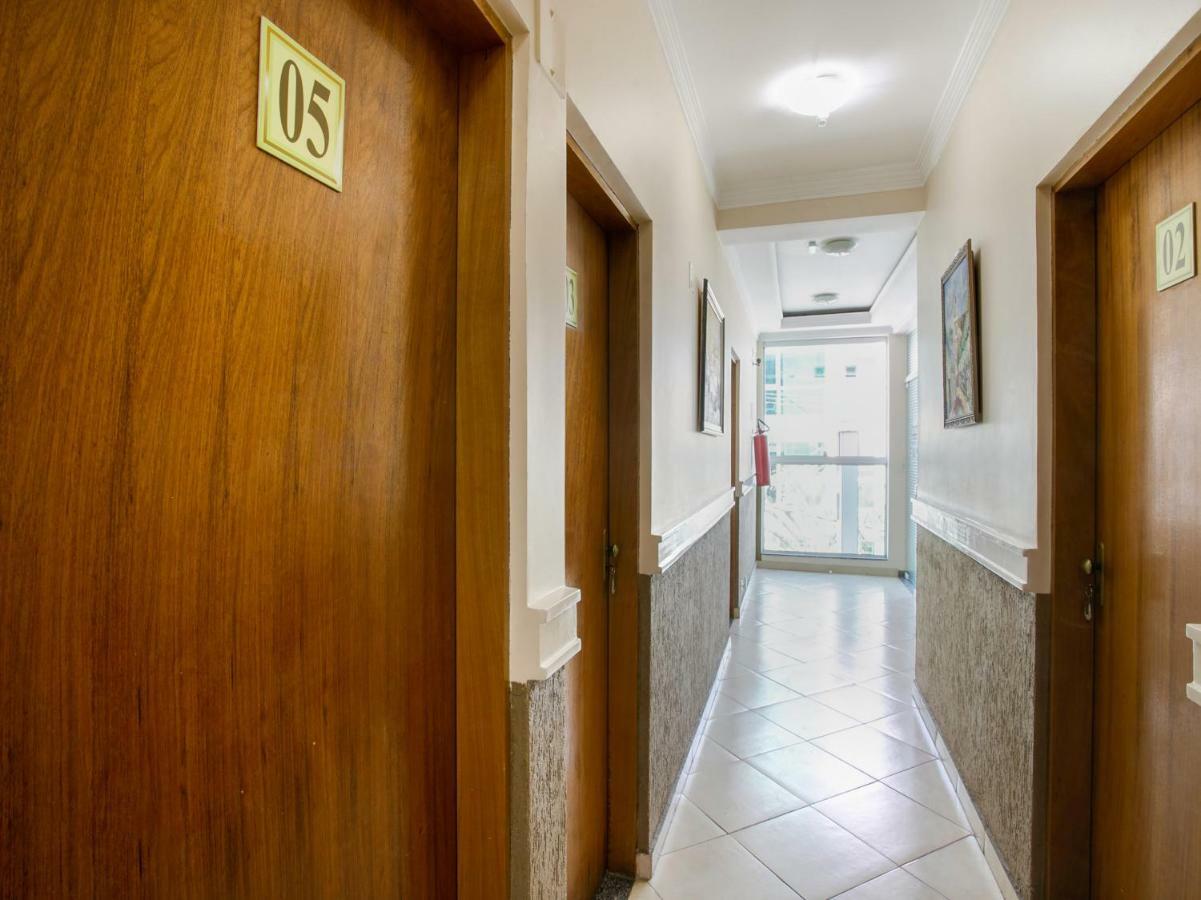 Oyo Hotel Dayse Сантана-ди-Парнаиба Экстерьер фото