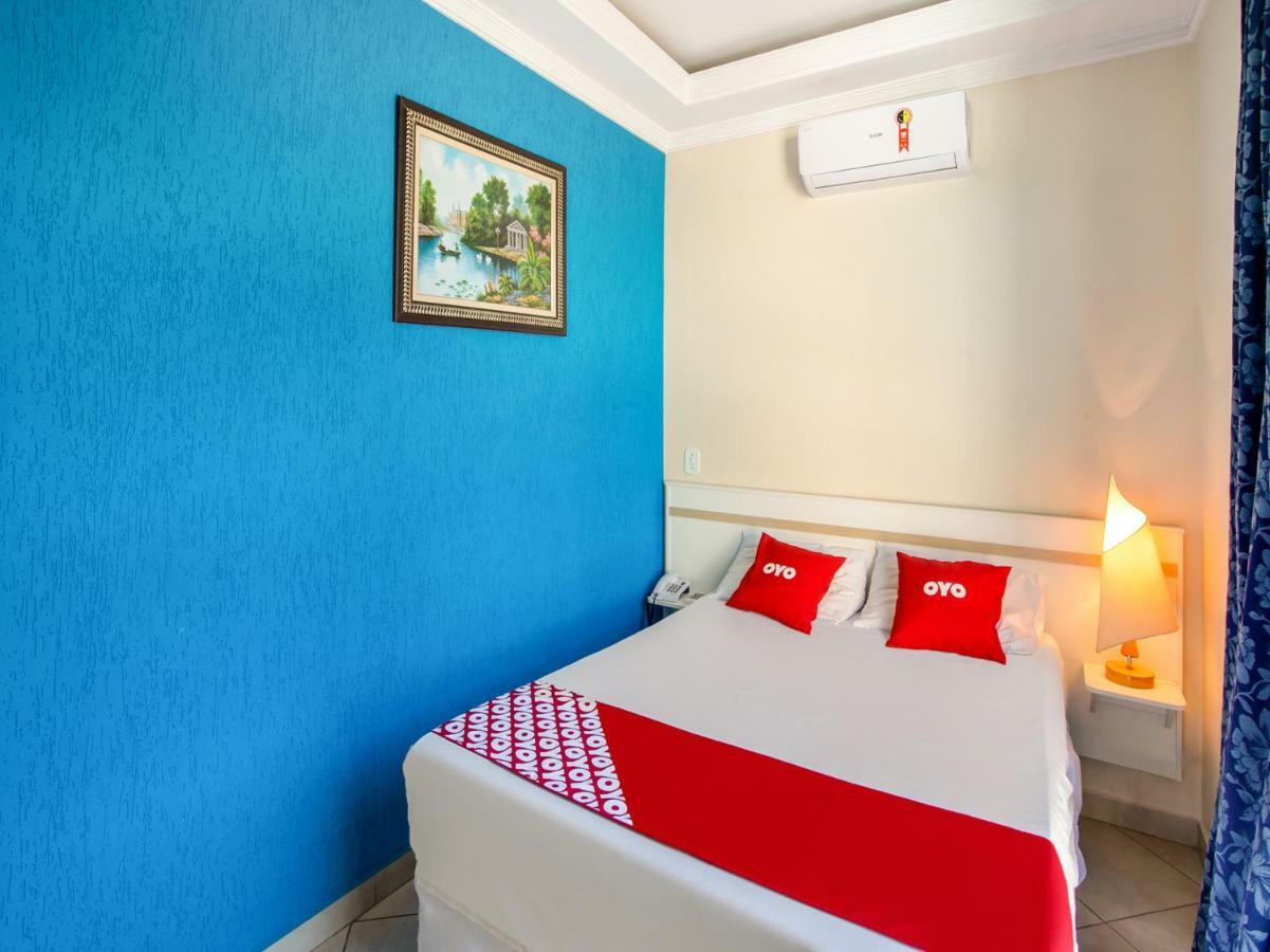 Oyo Hotel Dayse Сантана-ди-Парнаиба Экстерьер фото