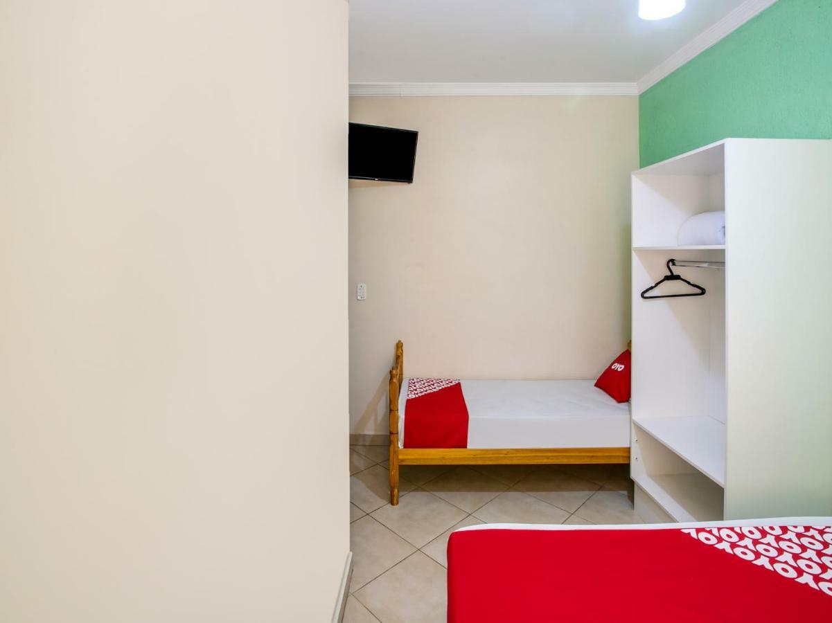 Oyo Hotel Dayse Сантана-ди-Парнаиба Экстерьер фото